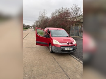 Used Citroen Berlingo 2011 for sale - 77284074: Photo