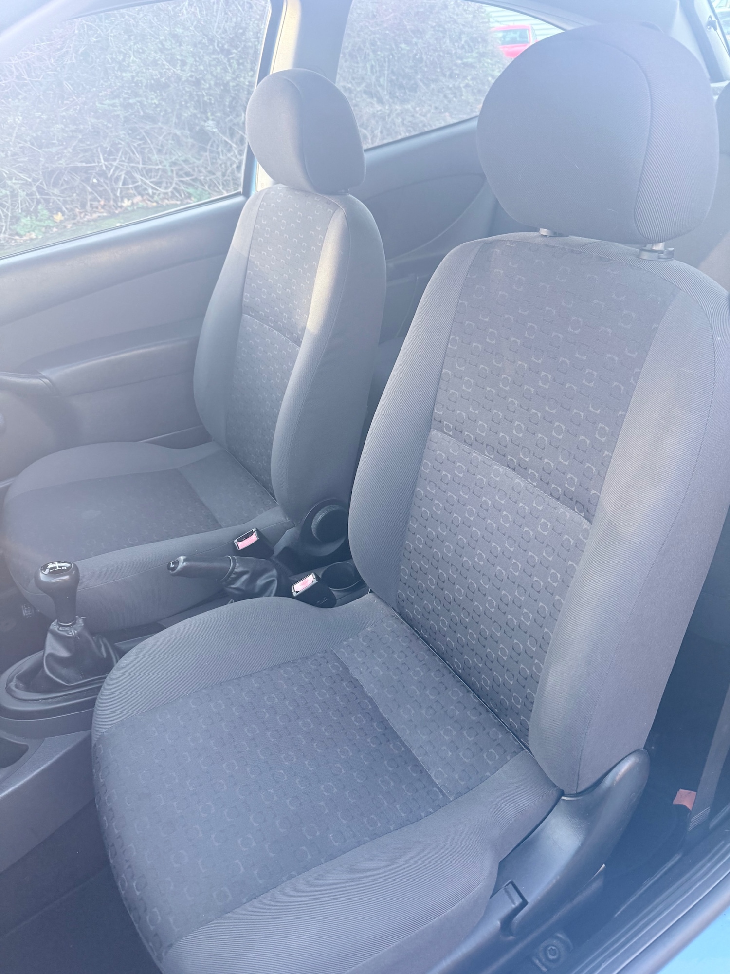 Used Ford Focus 2002 for sale - 76897204: Photo 16