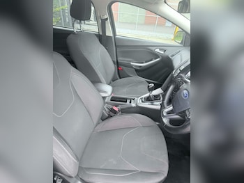 Used Ford Focus 2017 for sale - 78092818: Photo