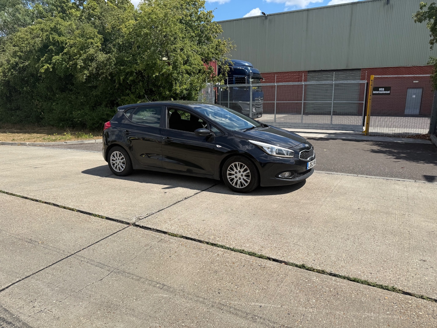 Kia Ceed 2012 (62) - 1.6 CRDi 1 EcoDynamics 5dr - Image 3
