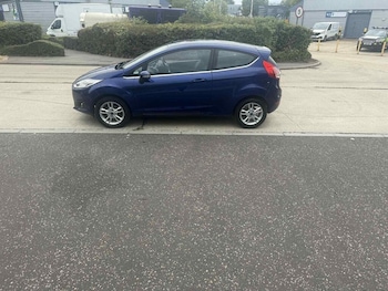 Used Ford Fiesta 2017 for sale - 75690282: Photo
