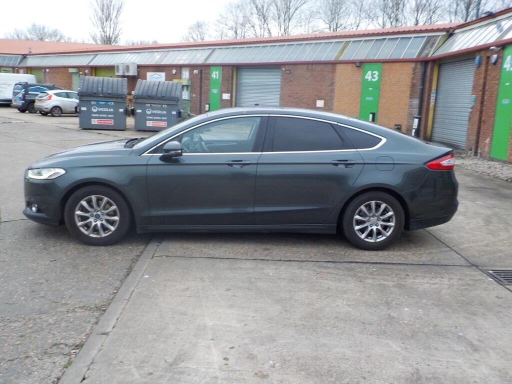 Used Ford Mondeo 2015 for sale - 76974715: Photo 2