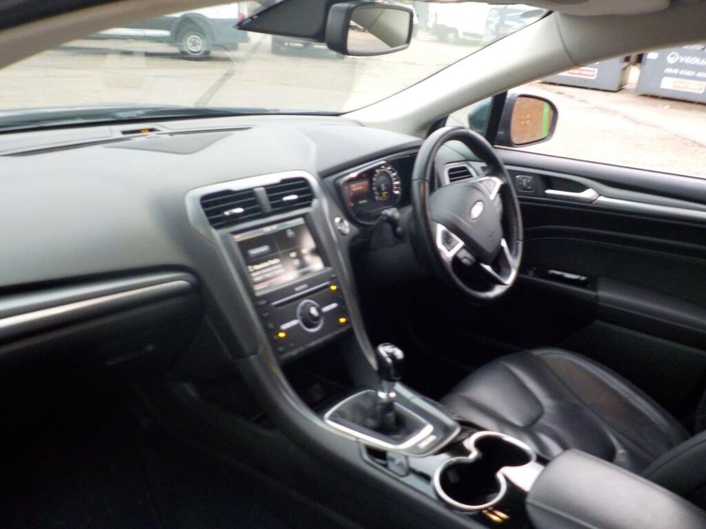 Used Ford Mondeo 2015 for sale - 76974715: Photo 3