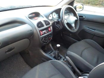 Used Peugeot 206 2009 for sale - 77617276: Photo