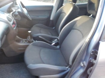 Used Peugeot 206 2009 for sale - 77617276: Photo