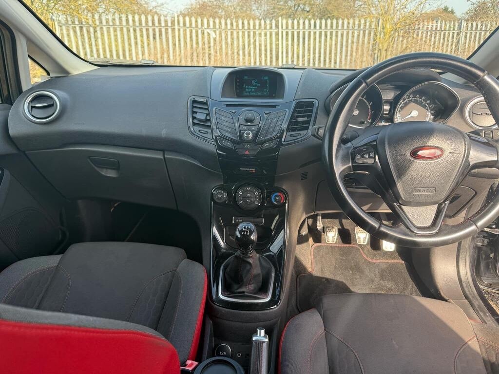 Used Ford Fiesta 2014 for sale - 76725979: Photo 14