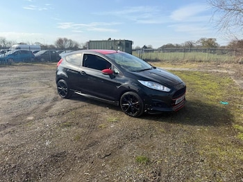 Used Ford Fiesta 2014 for sale - 76725979: Photo