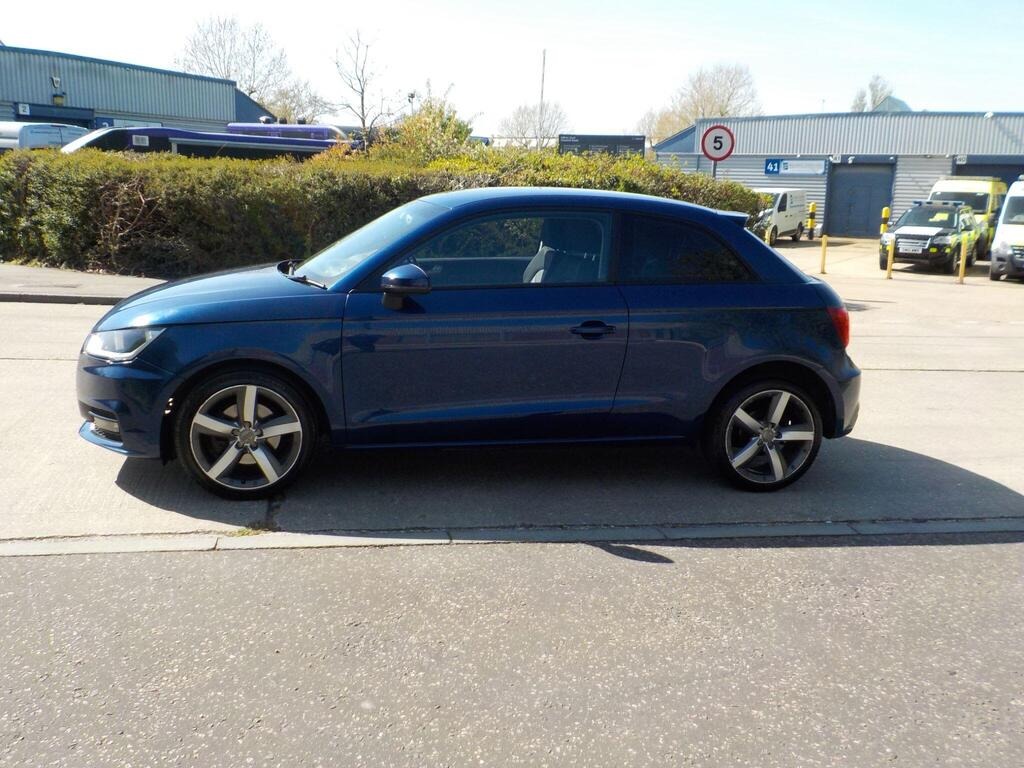 Used Audi A1 2015 for sale - 78223927: Photo 3