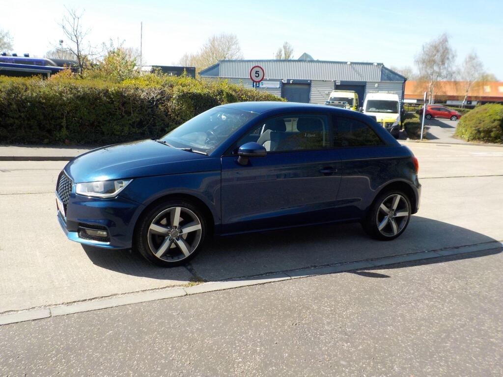 Used Audi A1 2015 for sale - 78223927: Photo 4