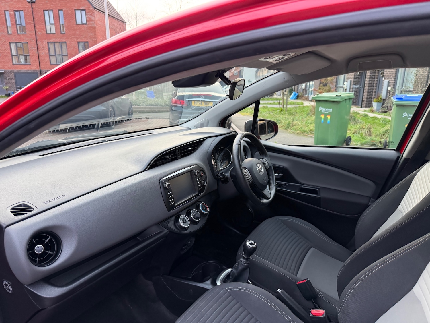 Used Toyota Yaris 2019 for sale - 77312516: Photo 15