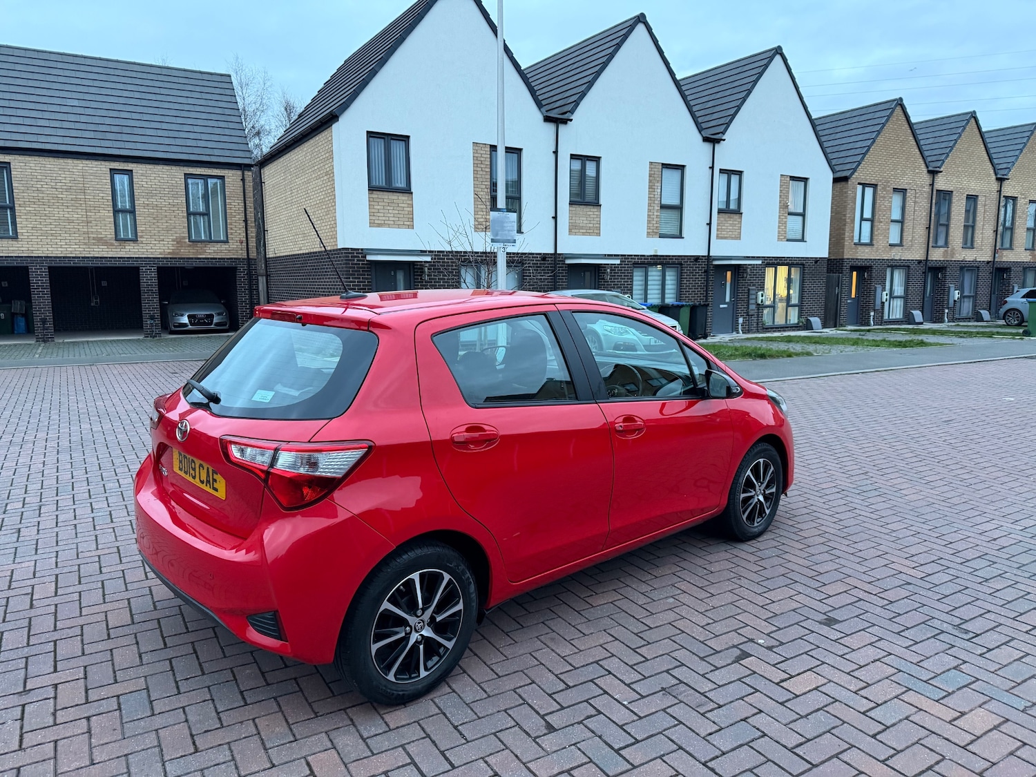 Used Toyota Yaris 2019 for sale - 77312516: Photo 9