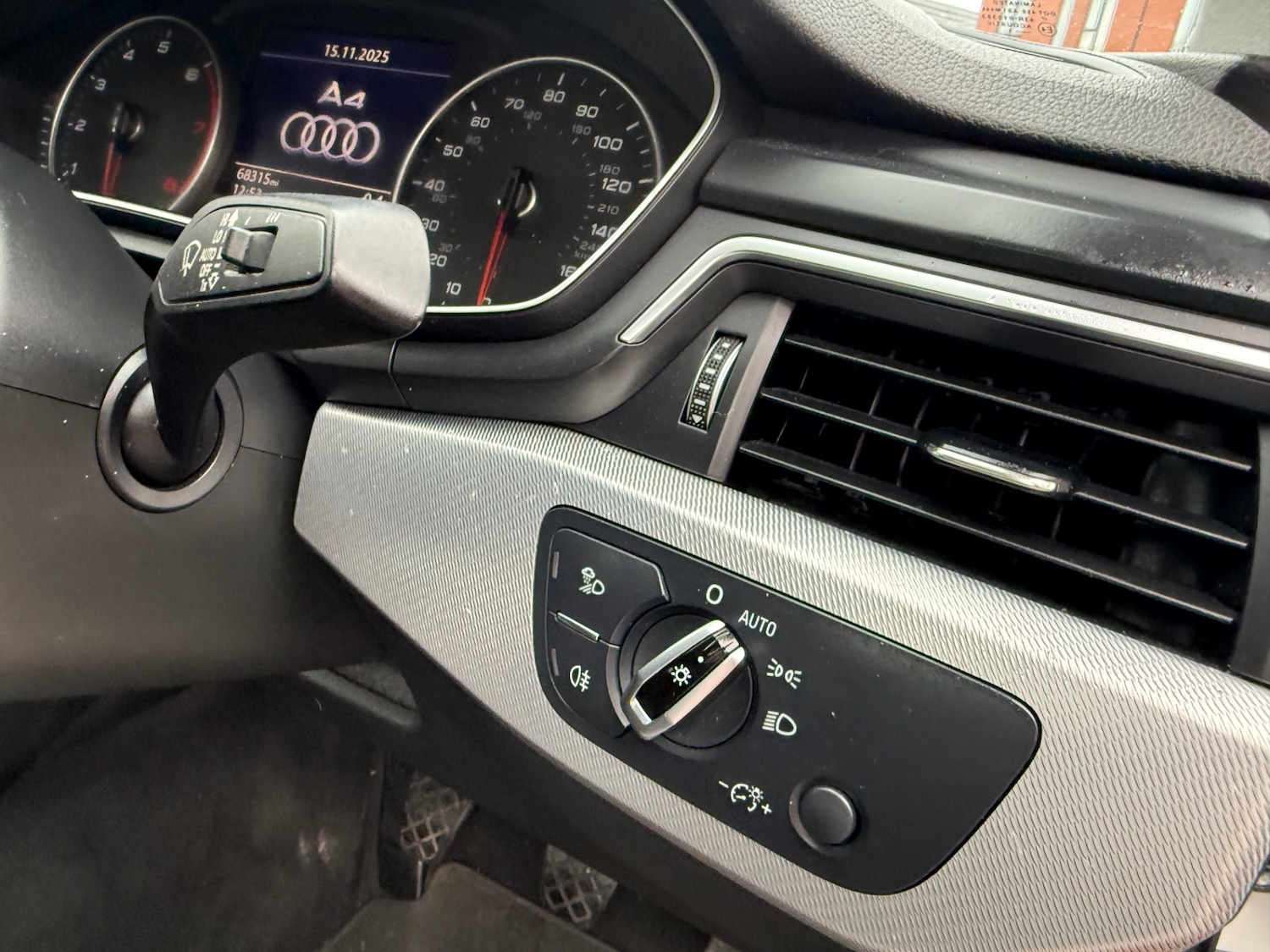 Used Audi A4 2016 for sale - 76591375: Photo 5