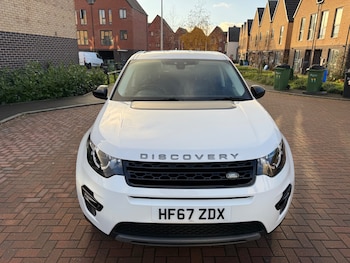 2017 (67) - 2.0 TD4 180 SE Tech 5dr