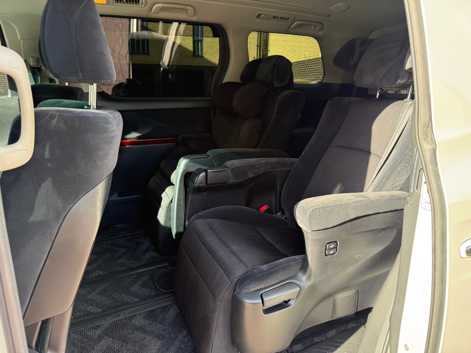 Used Toyota Vellfire 2008 for sale - 76439697: Photo 19