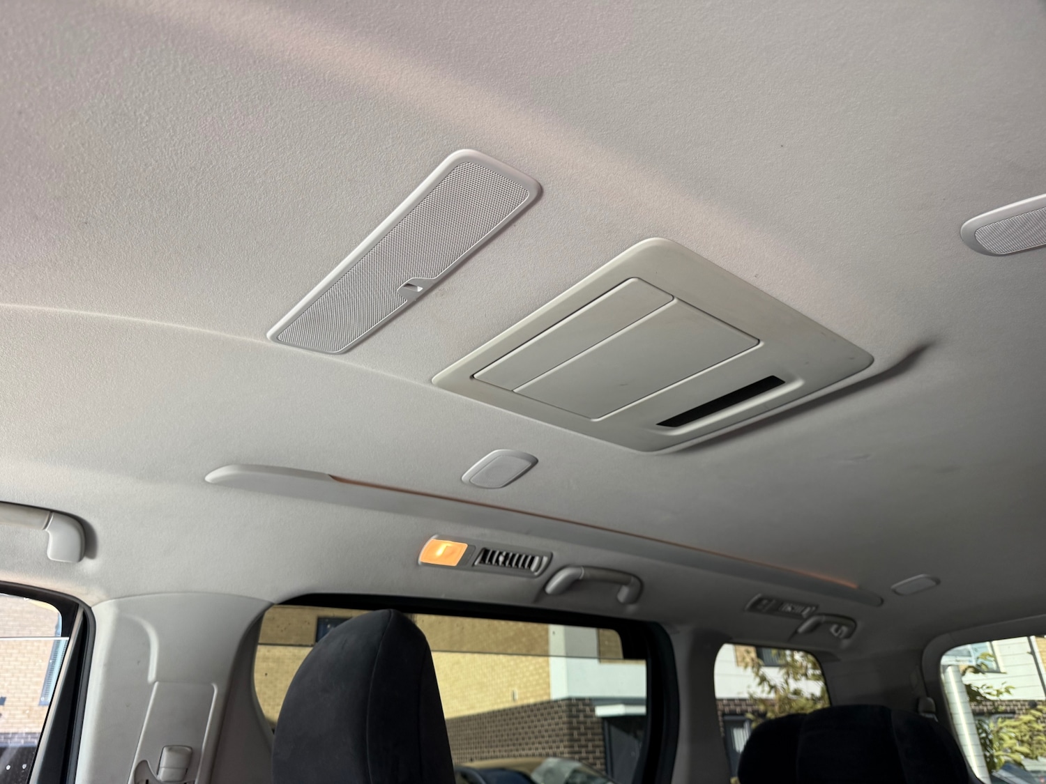 Used Toyota Vellfire 2008 for sale - 76439697: Photo 21