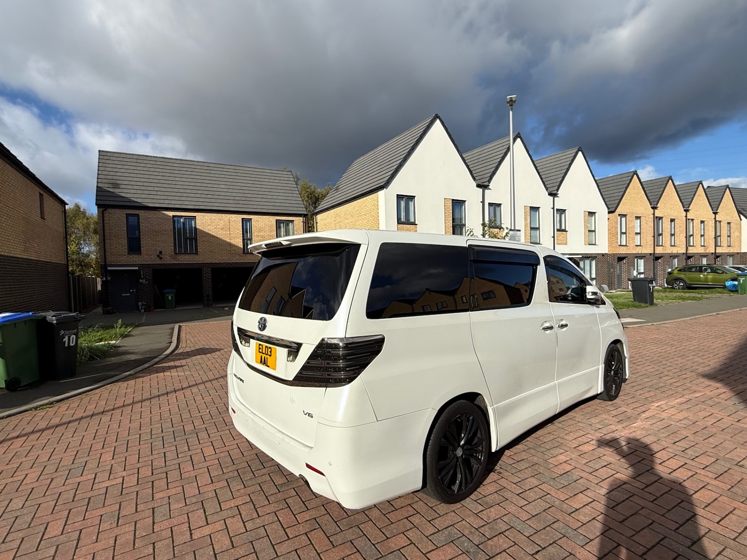 Used Toyota Vellfire 2008 for sale - 76439697: Photo 5