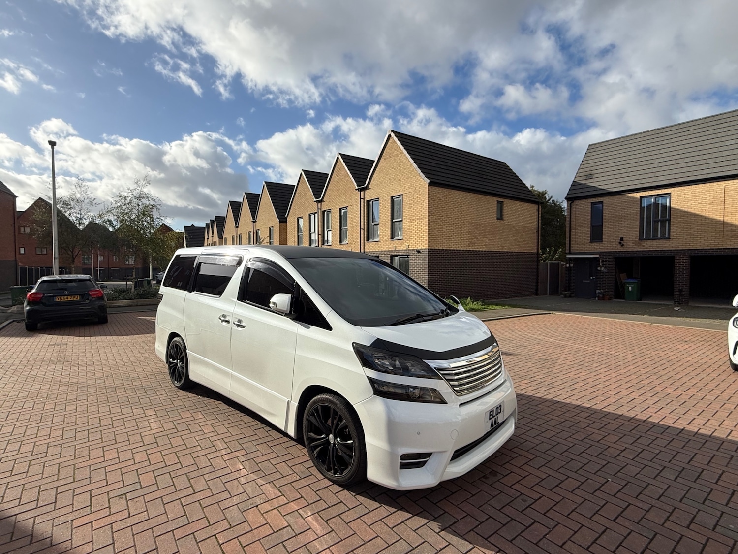 Used Toyota Vellfire 2008 for sale - 76439697: Photo 9