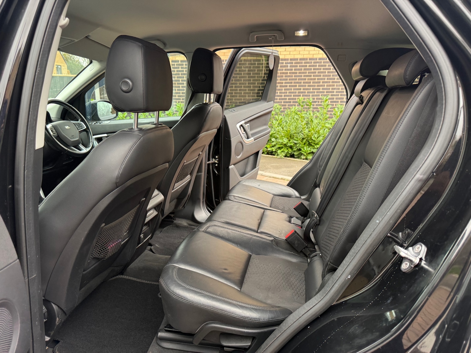 Used Land Rover Discovery Sport 2016 for sale - 76525871: Photo 14