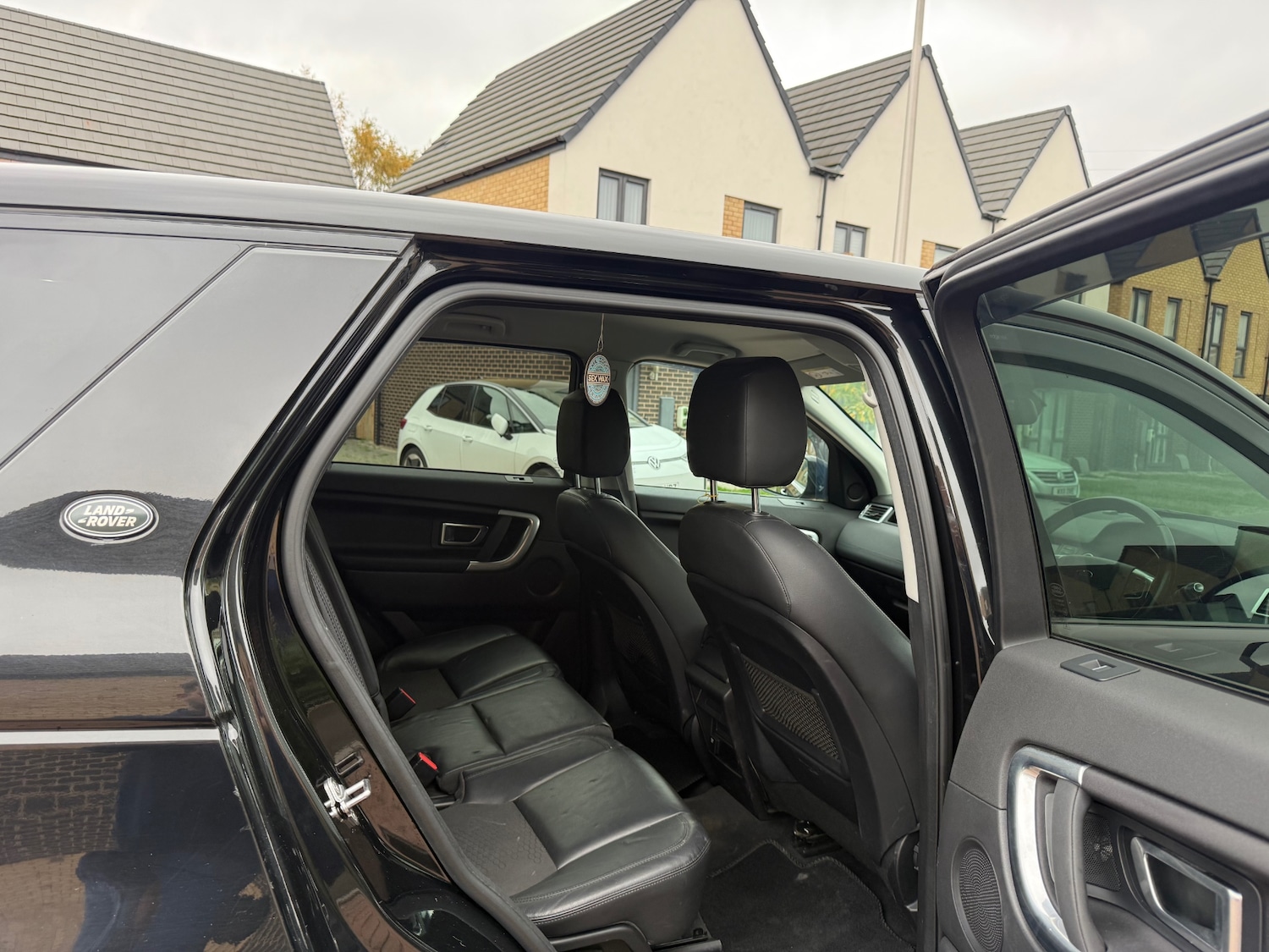 Used Land Rover Discovery Sport 2016 for sale - 76525871: Photo 15