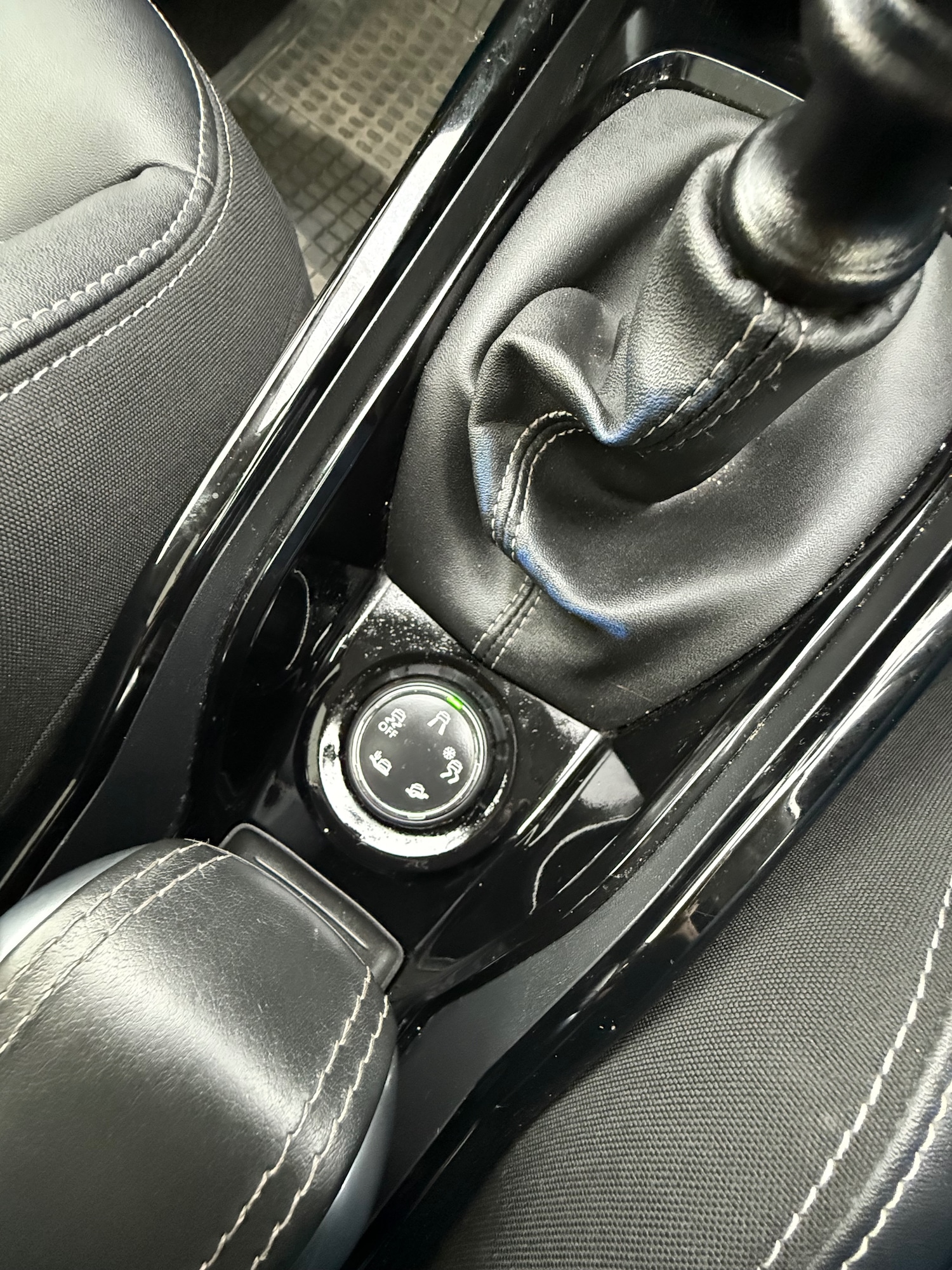 Used Peugeot 2008 2019 for sale - 76713402: Photo 11