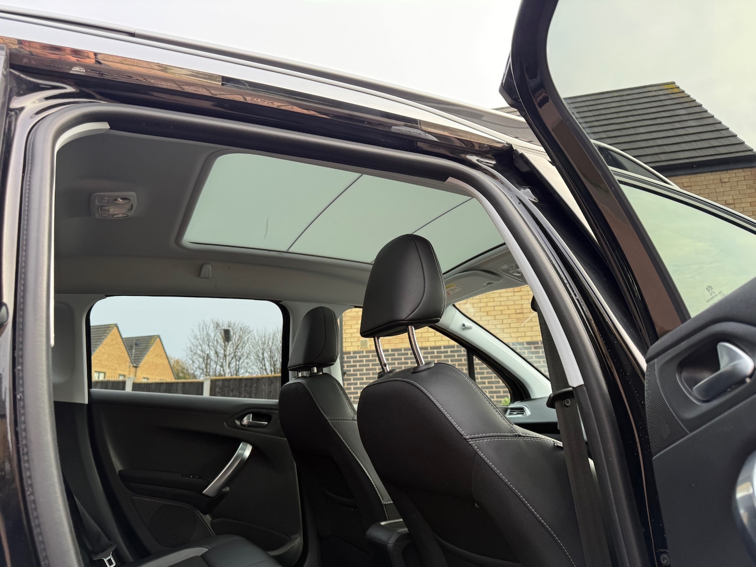 Used Peugeot 2008 2019 for sale - 76713402: Photo 27