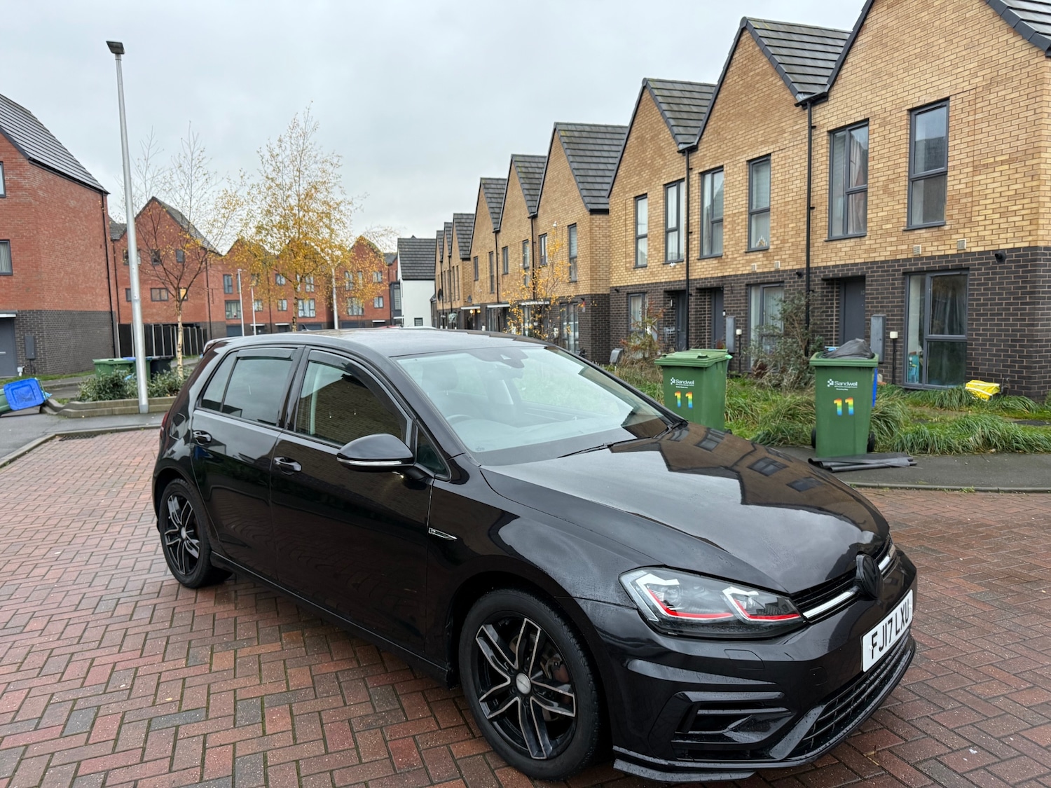 Used Volkswagen Golf 2023 for sale - 76925876: Photo 2