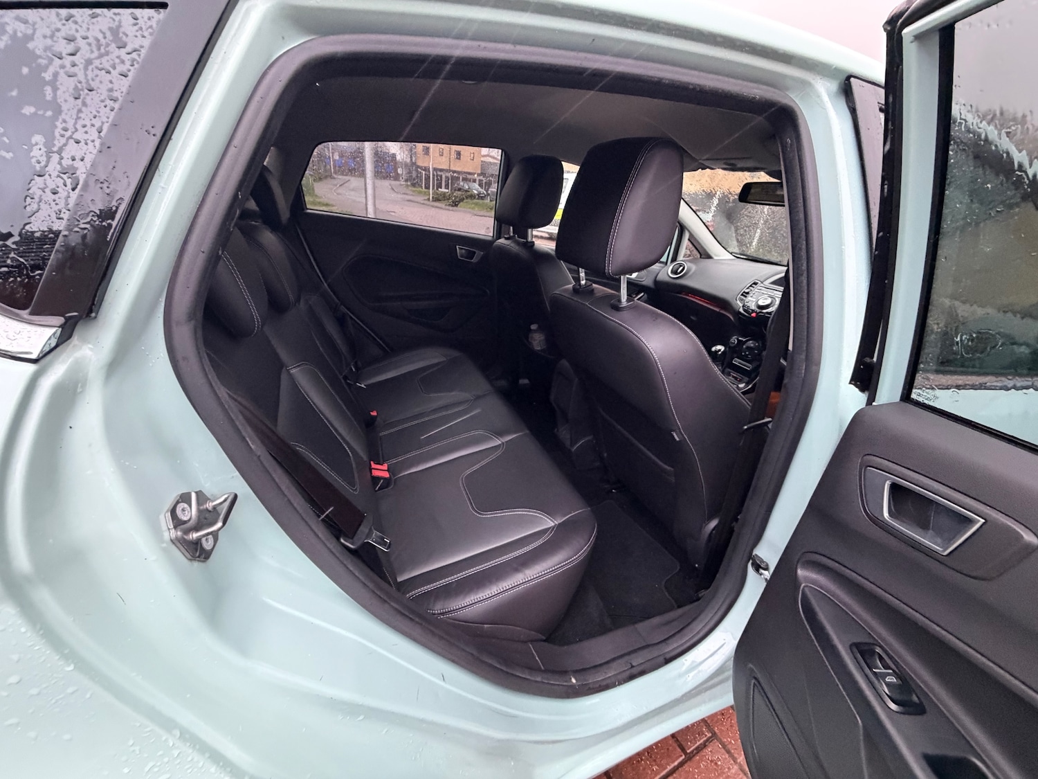 Used Ford Fiesta 2016 for sale - 78018088: Photo 14