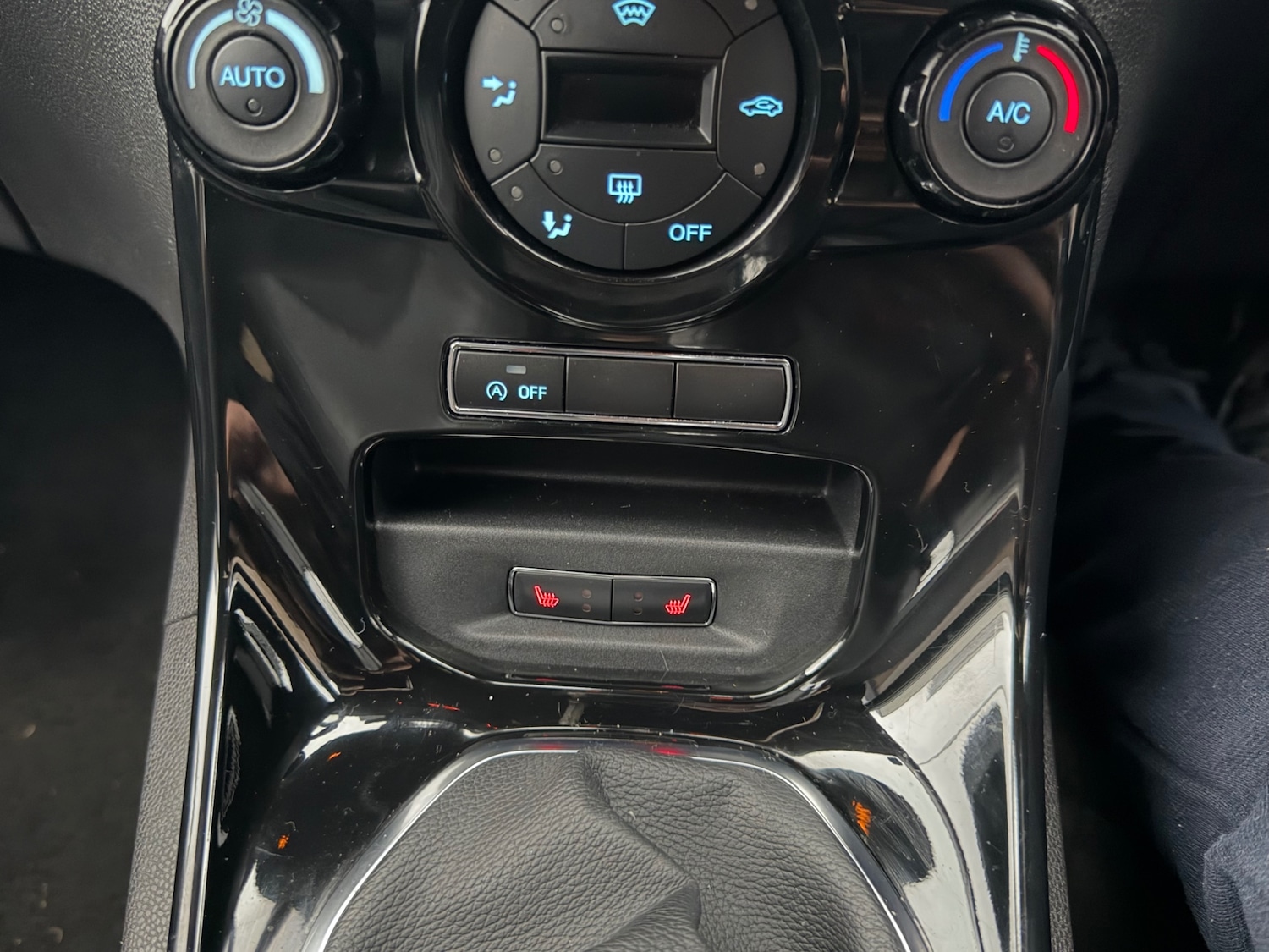 Used Ford Fiesta 2016 for sale - 78018088: Photo 18