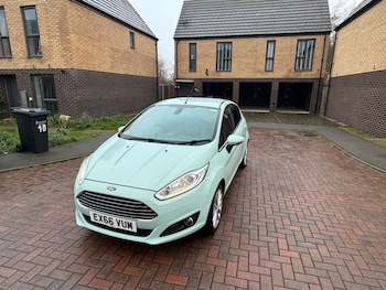 Used Ford Fiesta 2016 for sale - 78018088: Photo