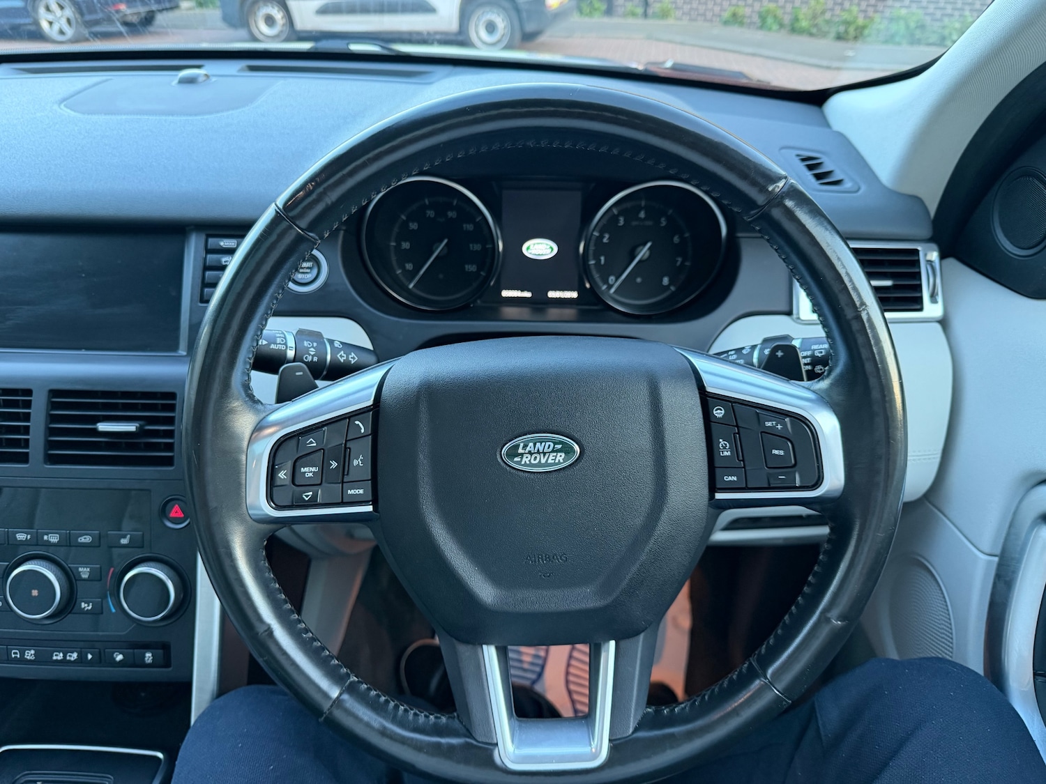 Used Land Rover Discovery Sport 2018 for sale - 77940829: Photo 13