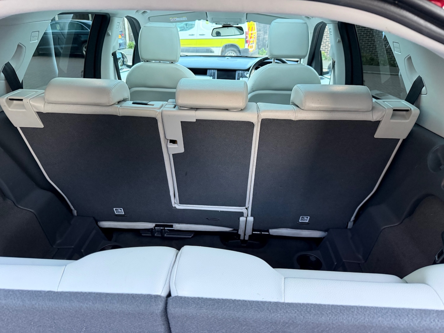 Used Land Rover Discovery Sport 2018 for sale - 77940829: Photo 16