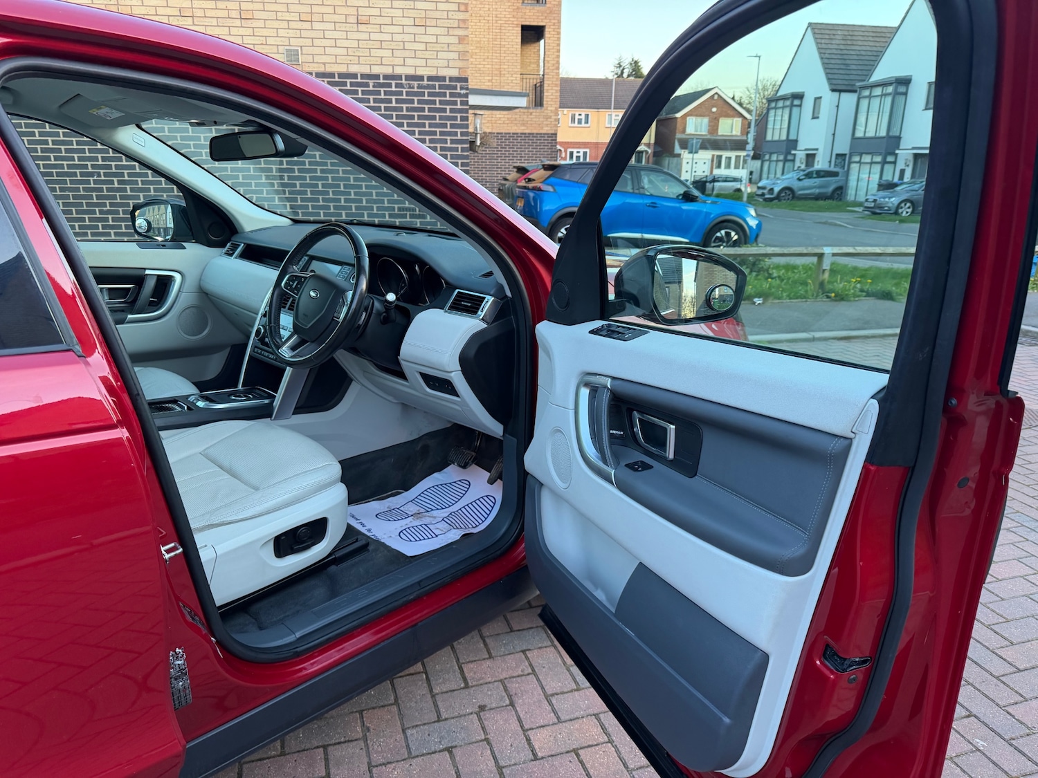 Used Land Rover Discovery Sport 2018 for sale - 77940829: Photo 26