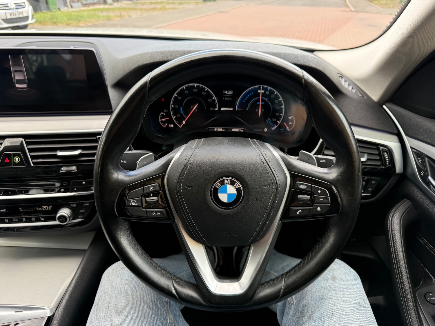 Used BMW 5 Series 2018 for sale - 76316352: Photo 13