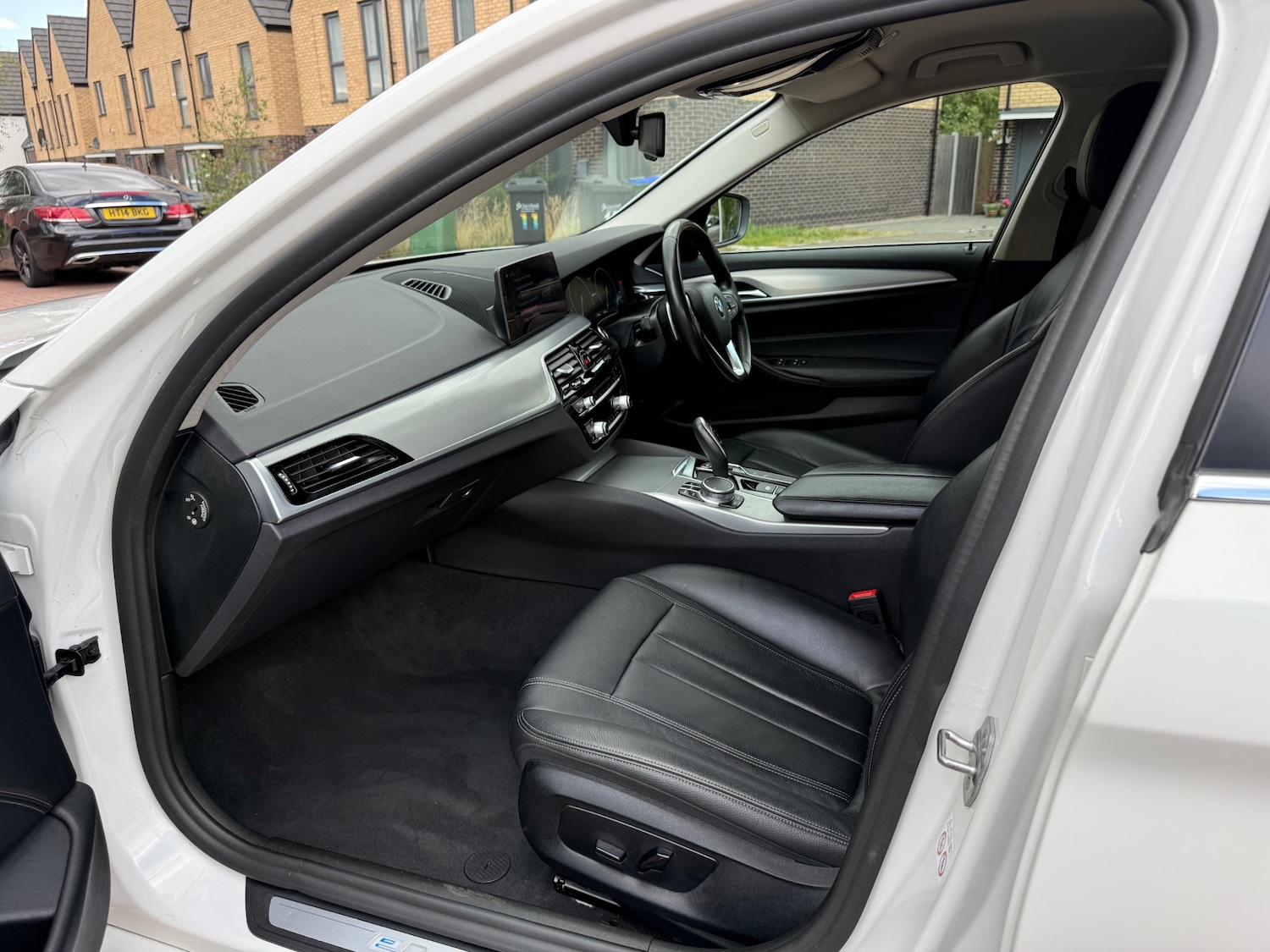 Used BMW 5 Series 2018 for sale - 76316352: Photo 21