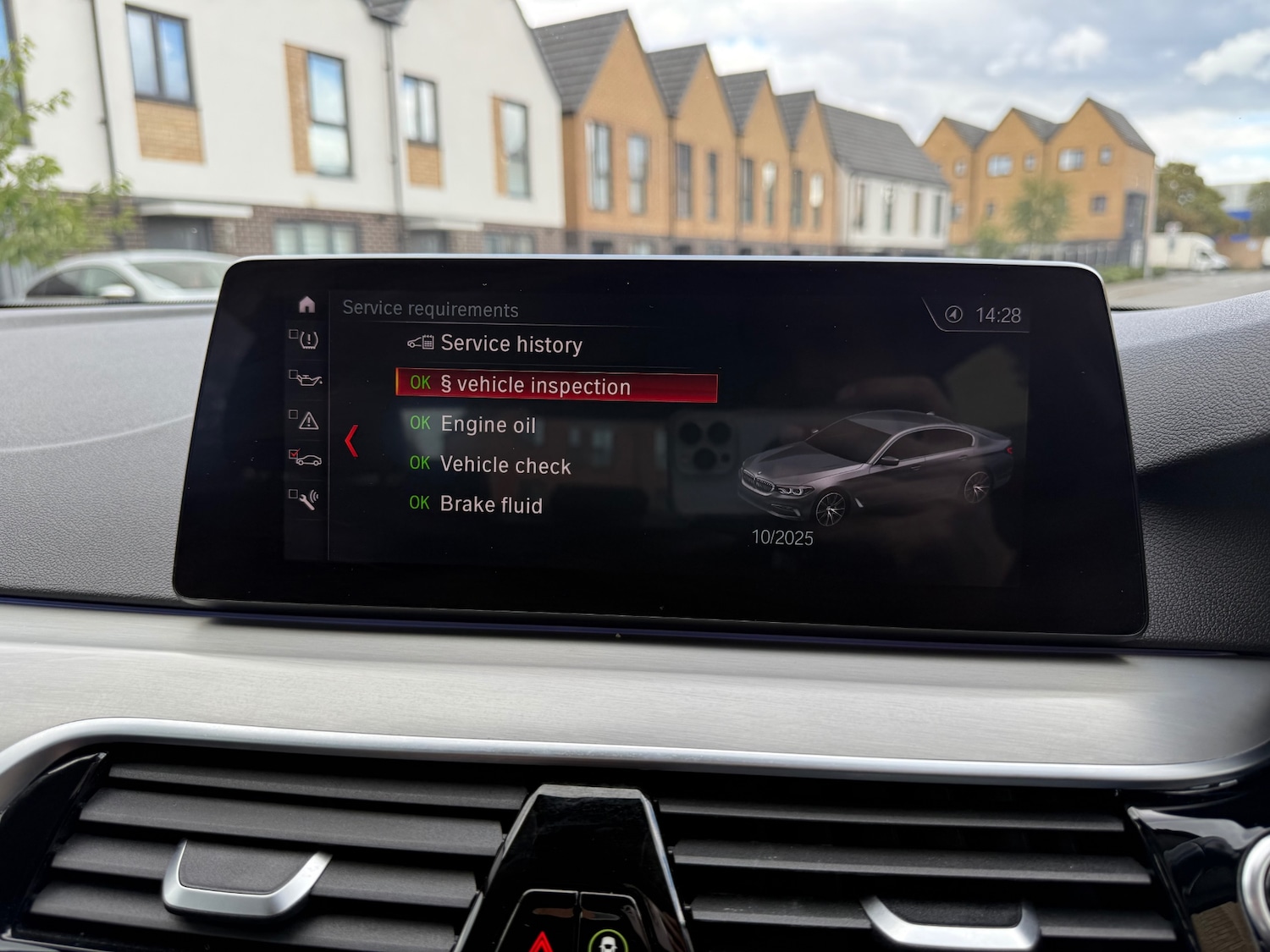 Used BMW 5 Series 2018 for sale - 76316352: Photo 9