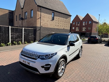 Used Land Rover Discovery Sport 2018 for sale - 78373331: Photo