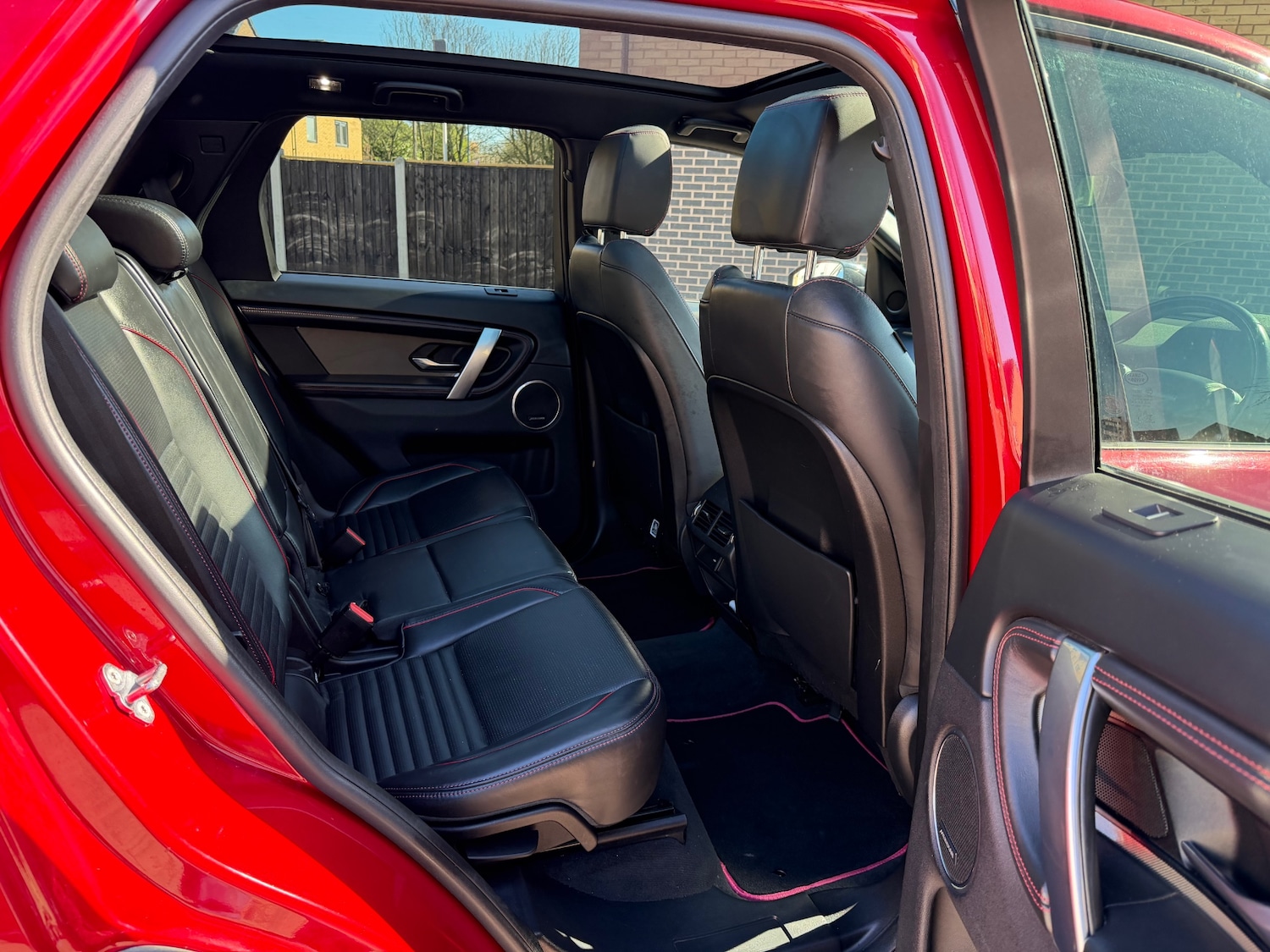 Used Land Rover Discovery Sport 2020 for sale - 77940830: Photo 17