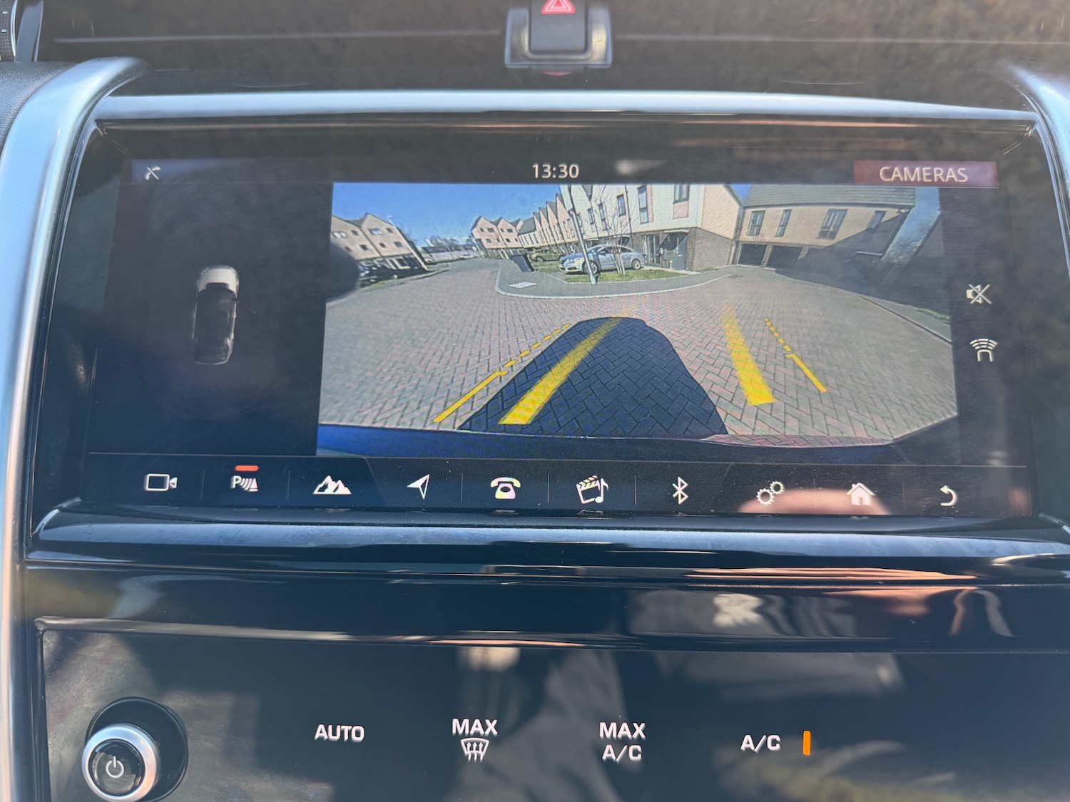 Used Land Rover Discovery Sport 2020 for sale - 77940830: Photo 19