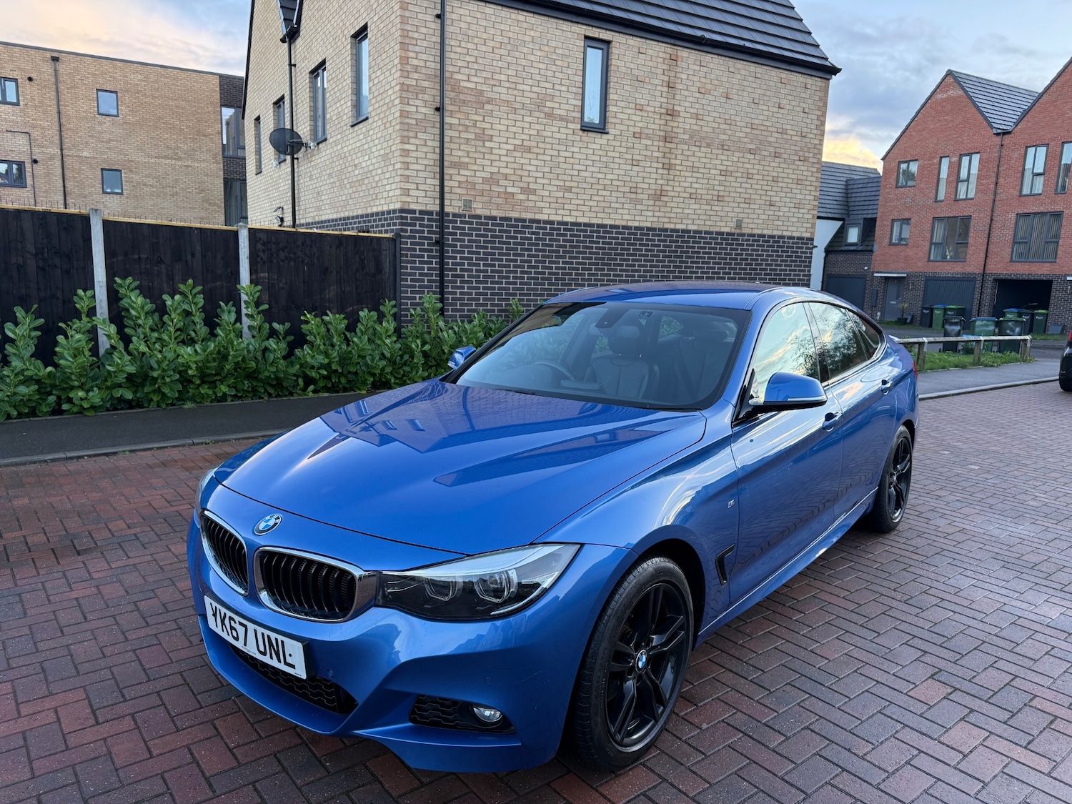 Used BMW 3 Series 2017 for sale - 76370015: Photo 2