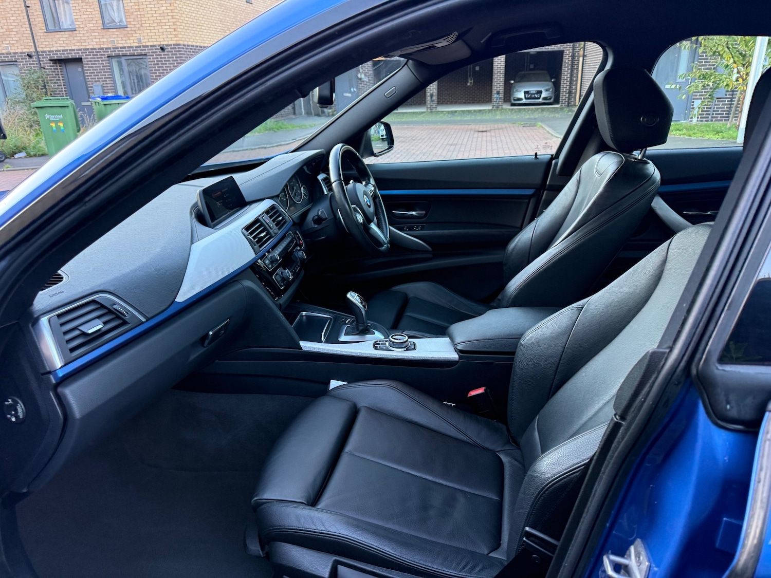 Used BMW 3 Series 2017 for sale - 76370015: Photo 9