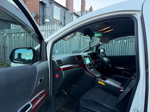 Used Toyota Vellfire 2022 for sale - 75577004: Photo 16