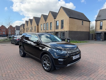 Used Land Rover Discovery Sport 2019 for sale - 78321243: Photo