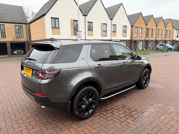 Used Land Rover Discovery Sport 2019 for sale - 77694461: Photo