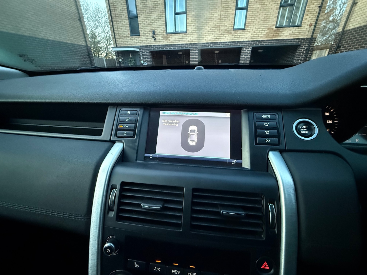 Used Land Rover Discovery Sport 2017 for sale - 77053799: Photo 9