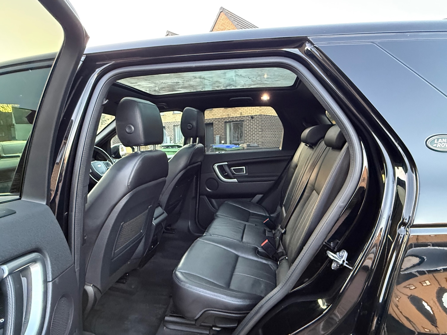 Used Land Rover Discovery Sport 2019 for sale - 77216382: Photo 17