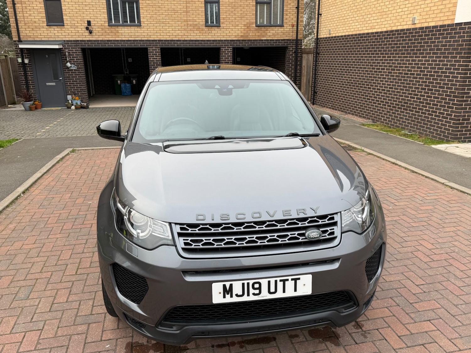 Used Land Rover Discovery Sport 2019 for sale - 77991910: Photo 2