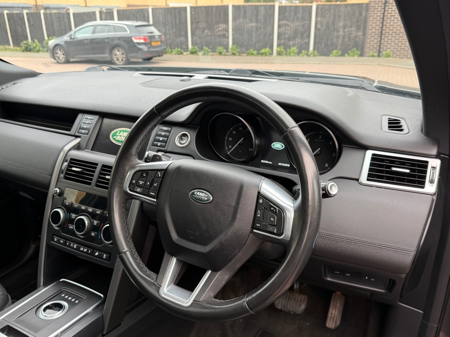 Used Land Rover Discovery Sport 2019 for sale - 77991910: Photo 21