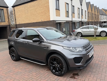 Used Land Rover Discovery Sport 2019 for sale - 77991910: Photo
