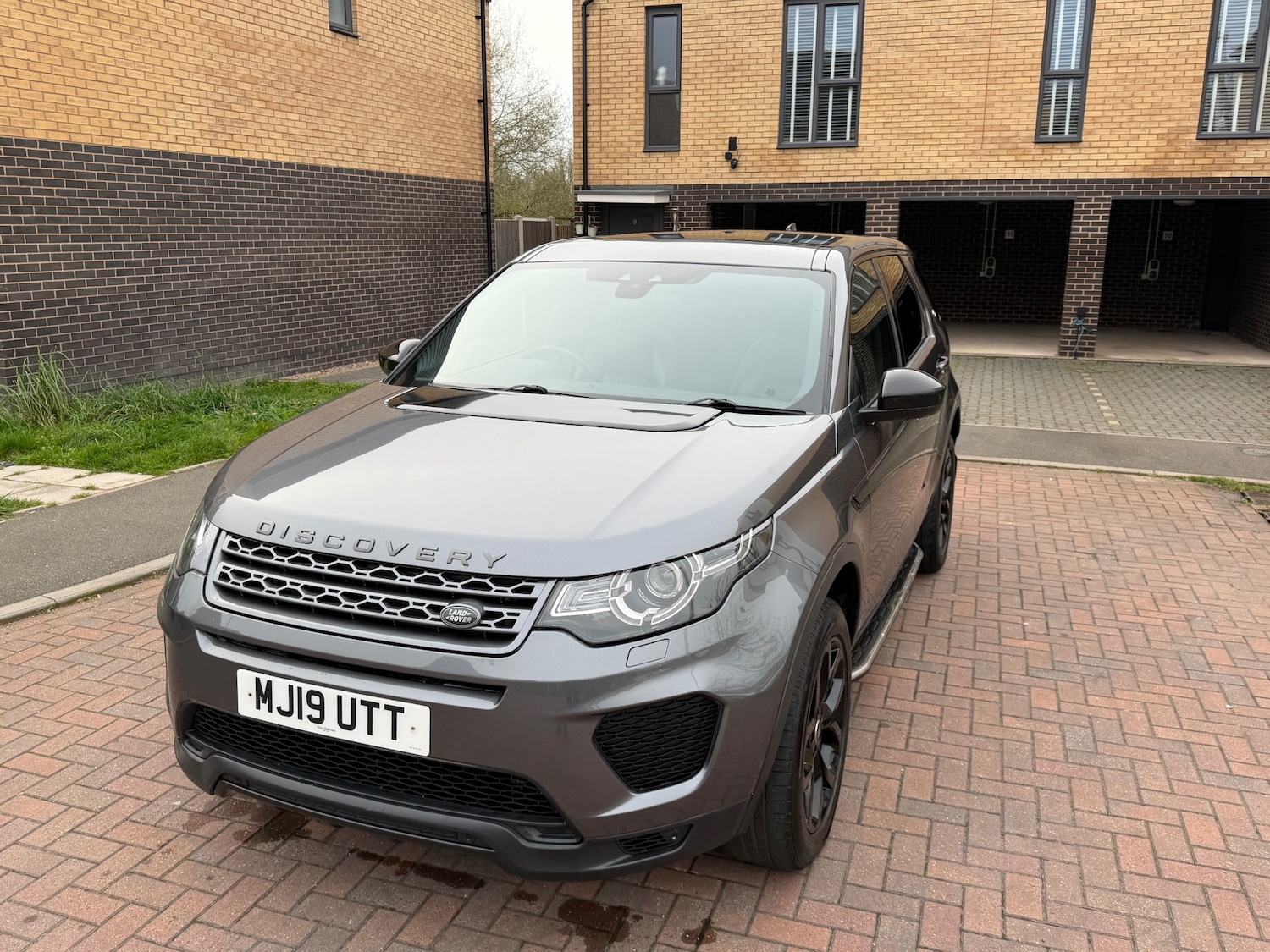 Used Land Rover Discovery Sport 2019 for sale - 77991910: Photo 6