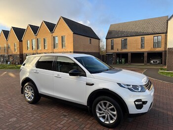 Used Land Rover Discovery Sport 2017 for sale - 77053794: Photo